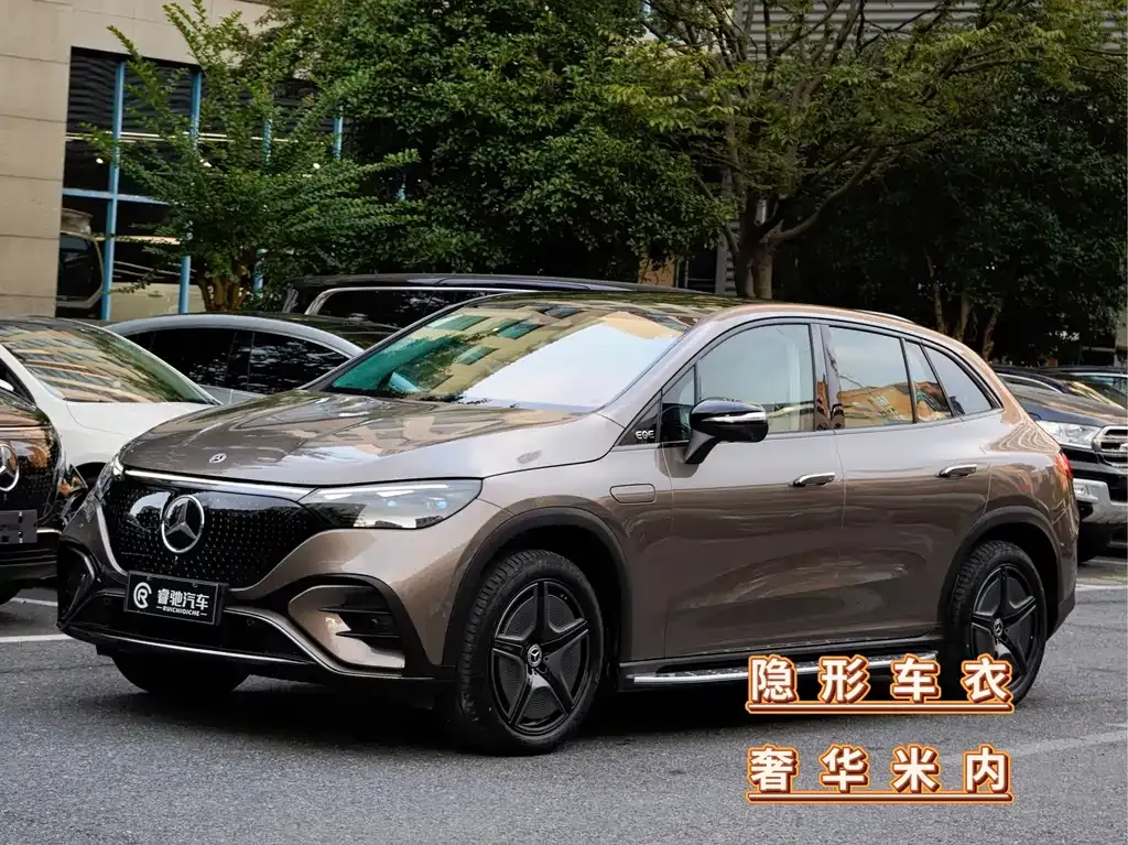 Mercedes-Benz EQE SUV — фото 1