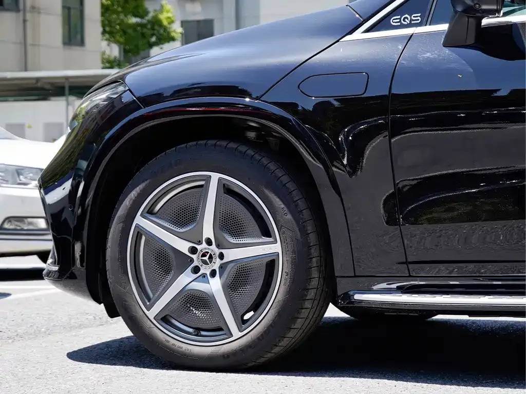 Mercedes-Benz EQS SUV — фото 7