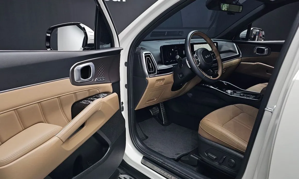 Kia Sorento — фото 8