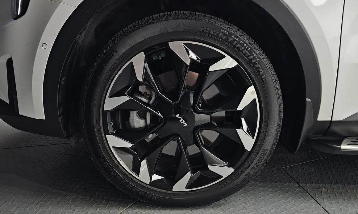 Kia Sorento — фото 6