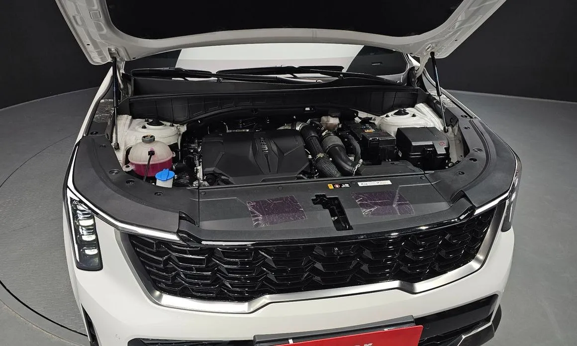 Kia Sorento — фото 5