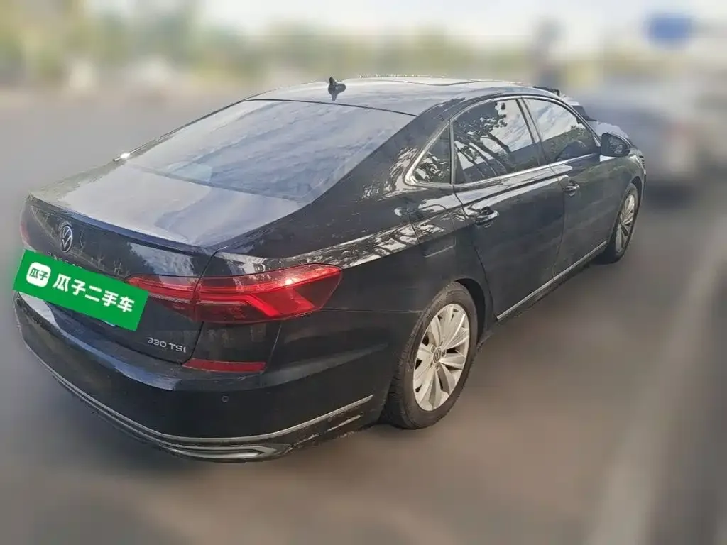 Volkswagen Passat — фото 6