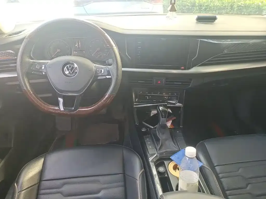 Volkswagen Passat — фото 7