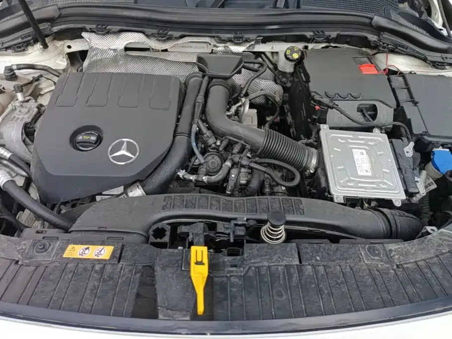 Mercedes-Benz GLA — фото 6