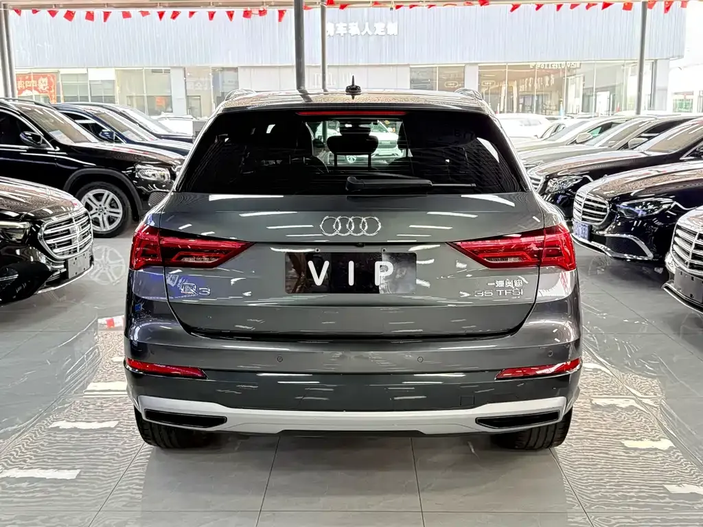 Audi Q3 — фото 9