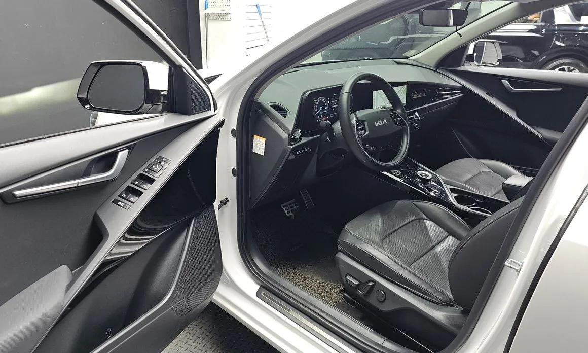 Kia Niro — фото 10