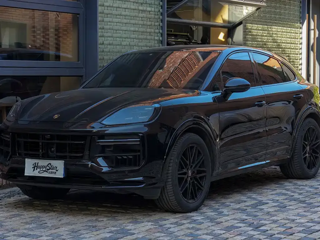 Porsche Cayenne — фото 1