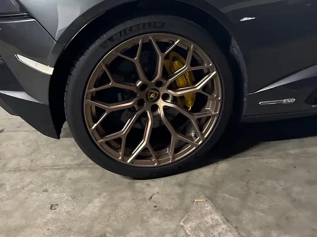 Lamborghini Huracan — фото 8