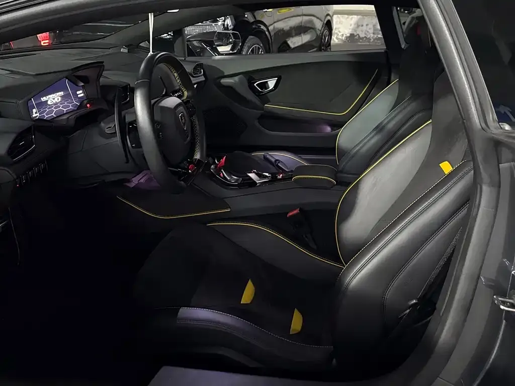 Lamborghini Huracan — фото 9