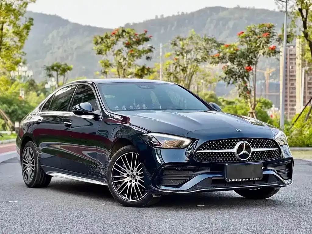 Mercedes-Benz C-Class — фото 1