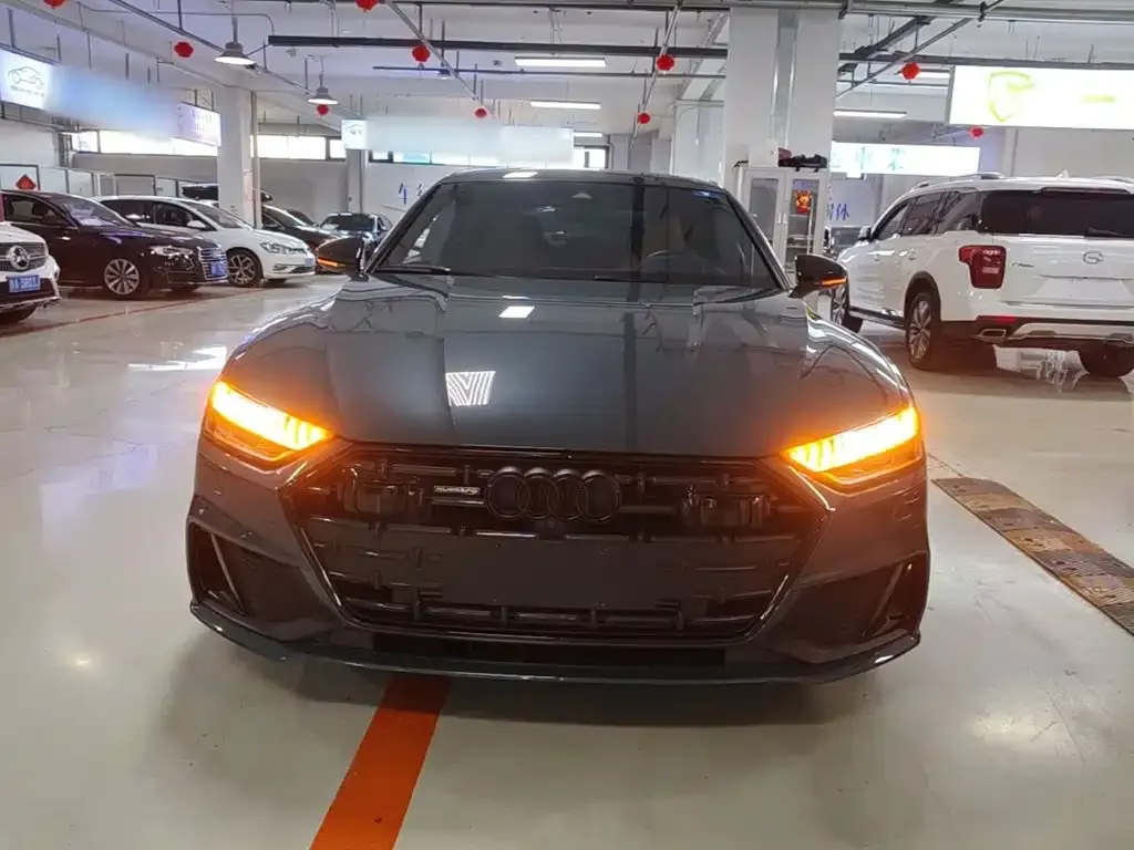 Audi A7L — фото 2
