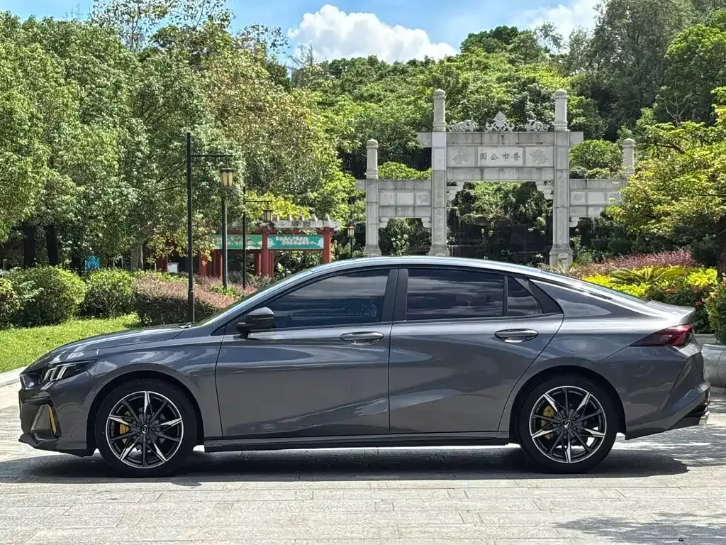 GAC Motor Shadow Leopard — фото 10