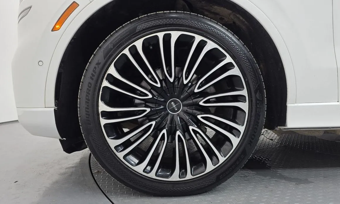 Lincoln Aviator — фото 10
