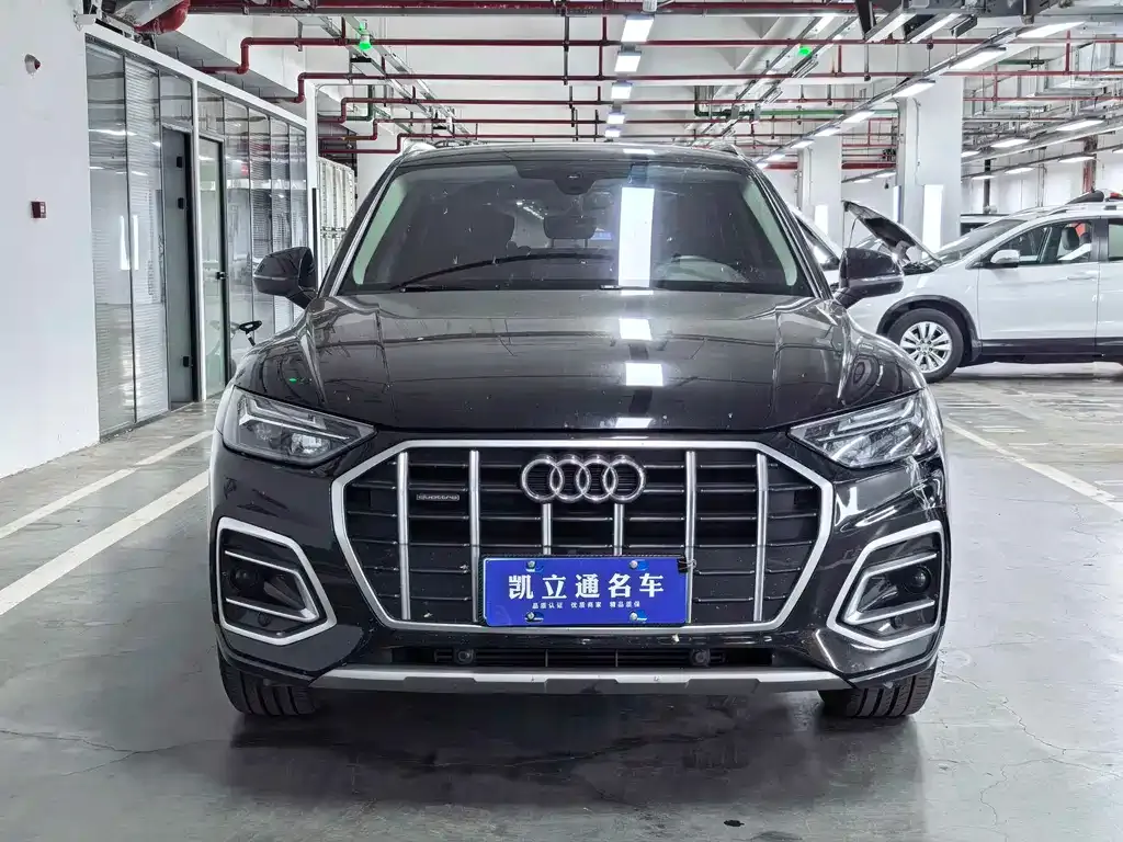 Audi Q5L — фото 2