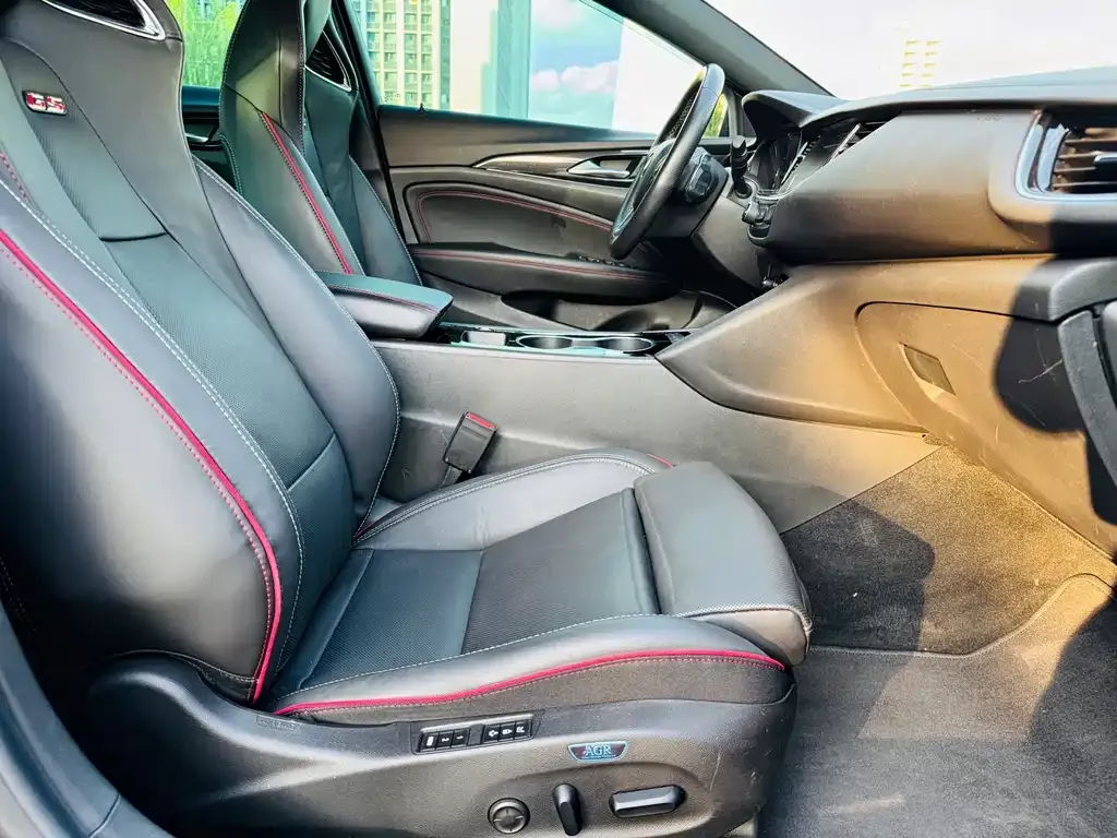 Buick Regal — фото 2