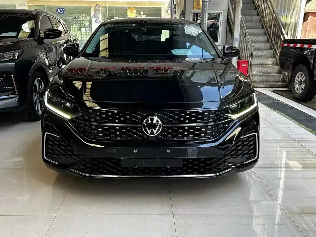 Volkswagen Passat — фото 6