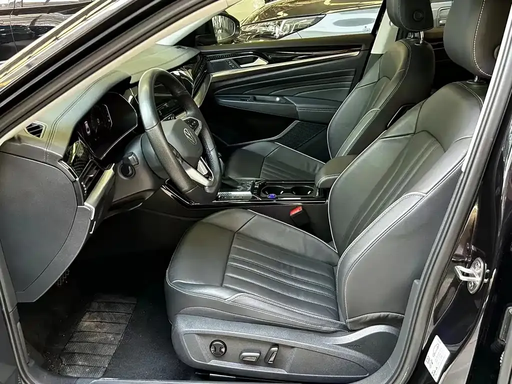 Volkswagen Passat — фото 5