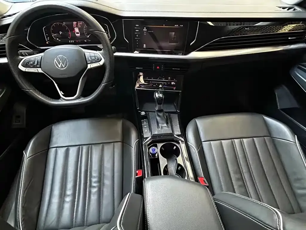 Volkswagen Passat — фото 8
