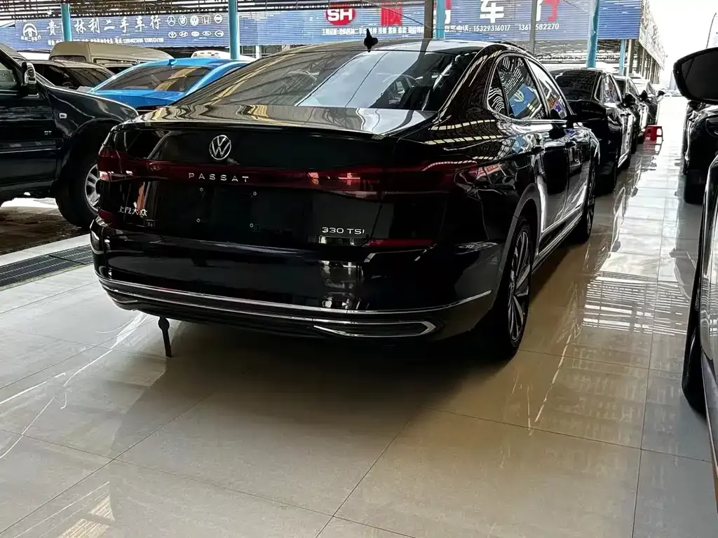 Volkswagen Passat — фото 3