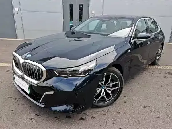 BMW i5 — фото 1
