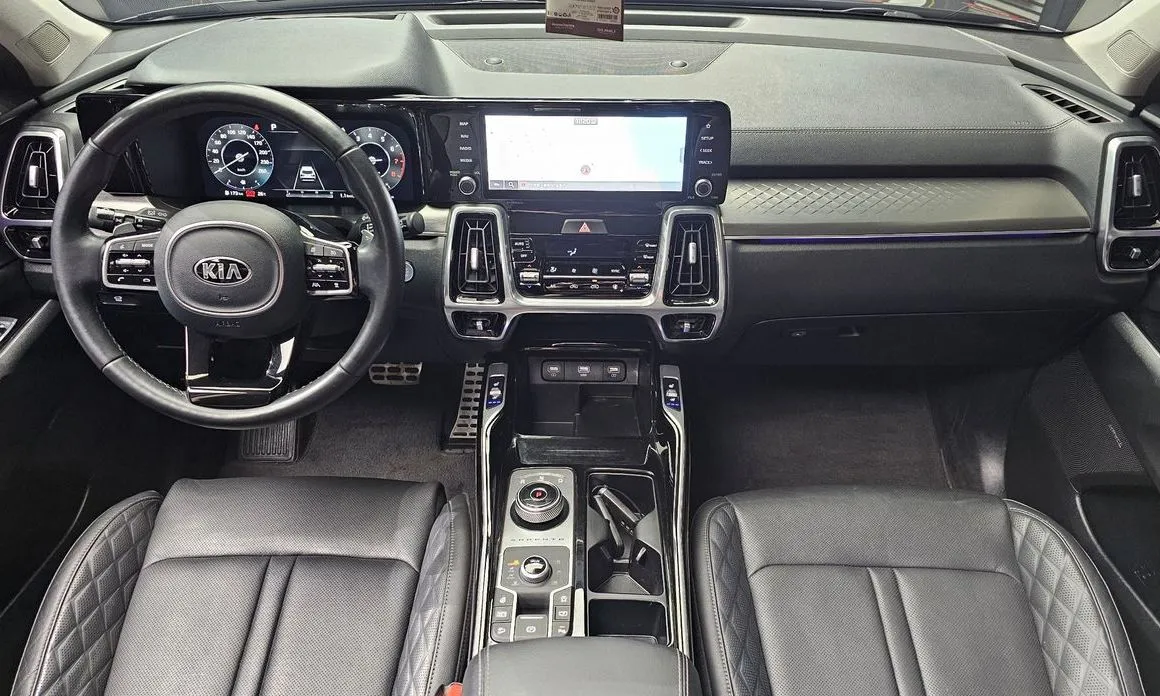 Kia Sorento — фото 8