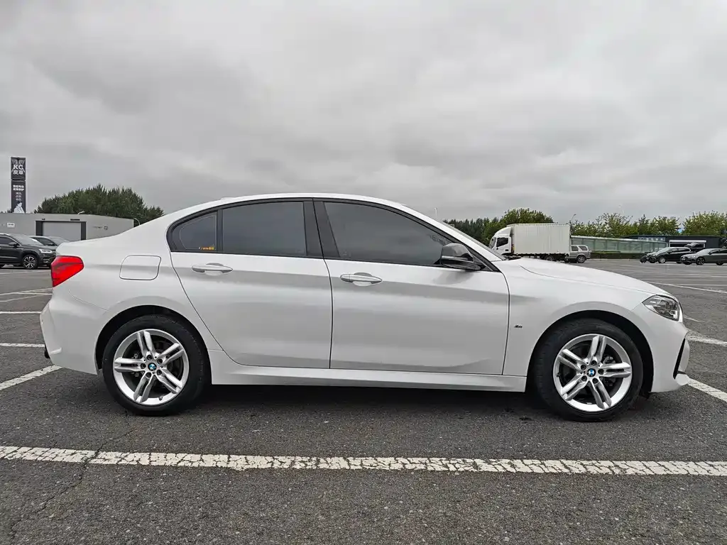 BMW 1 Series — фото 5
