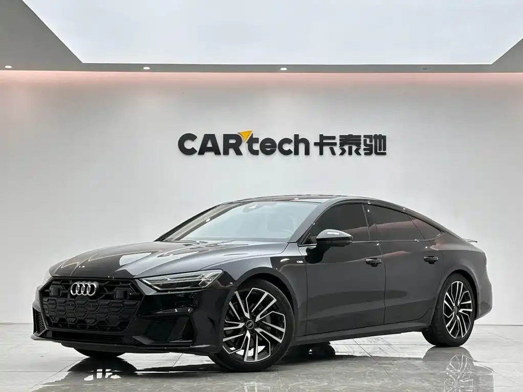 Audi A7 — фото 1
