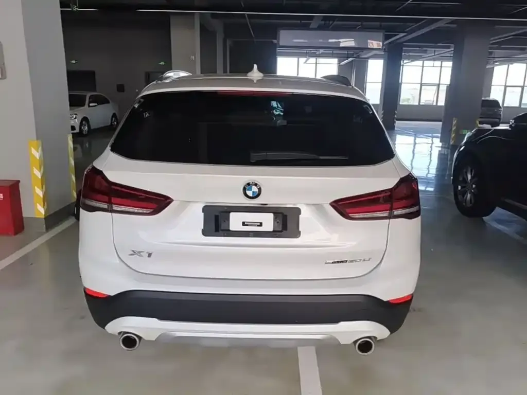 BMW X1 — фото 3