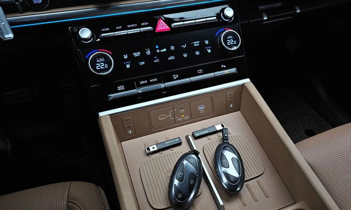 Hyundai Santafe — фото 8
