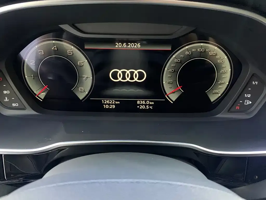 Audi Q3 — фото 4