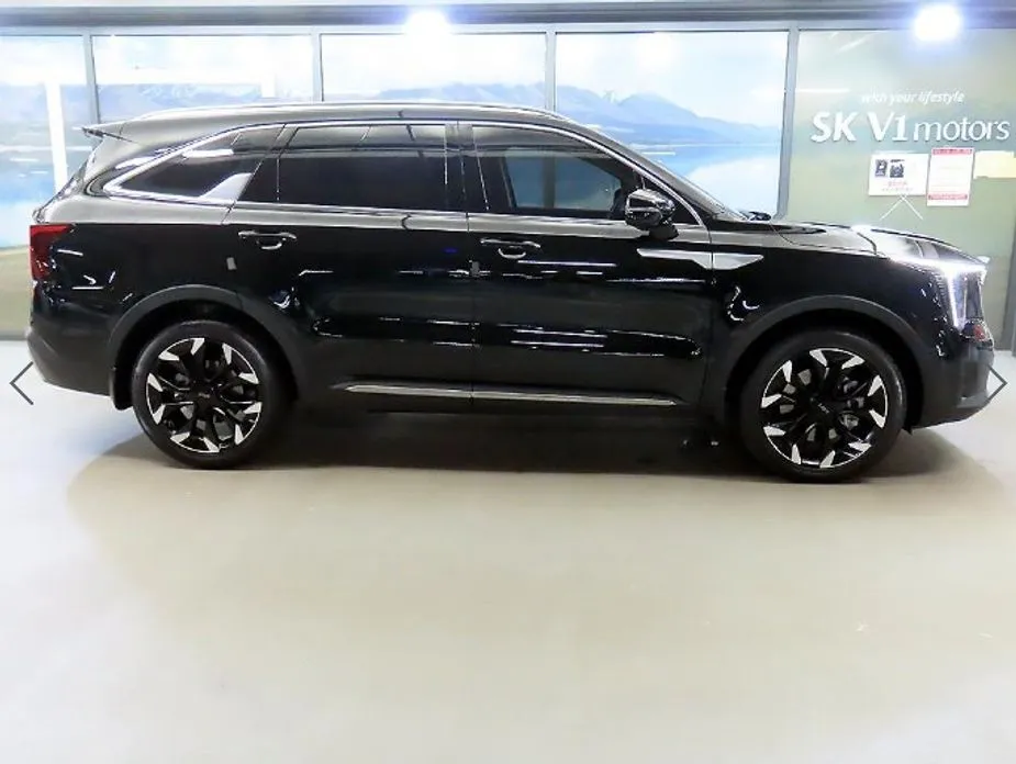 Kia Sorento — фото 8