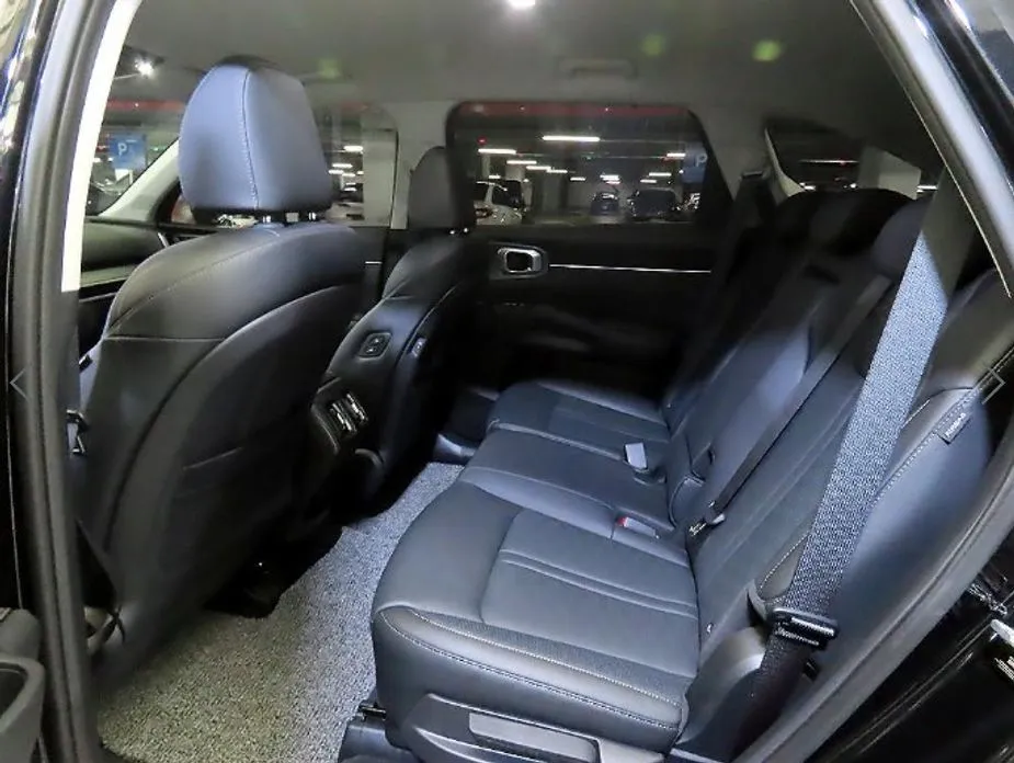 Kia Sorento — фото 10