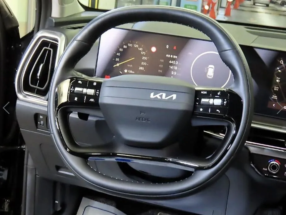 Kia Sorento — фото 9