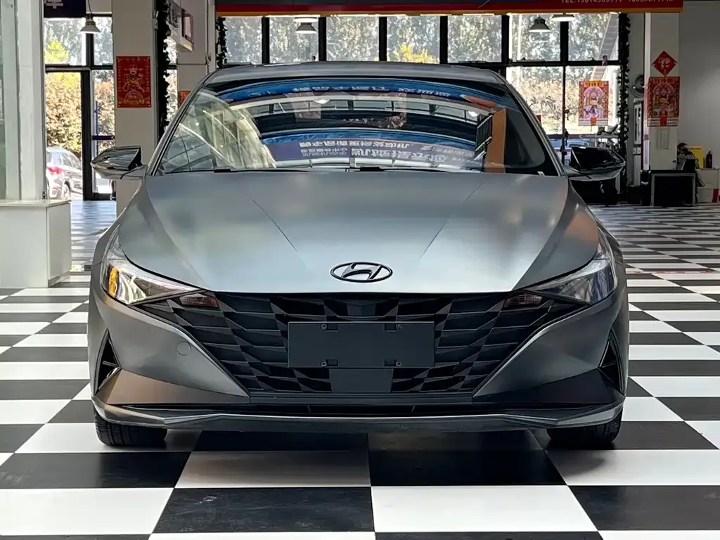Hyundai Elantra — фото 6