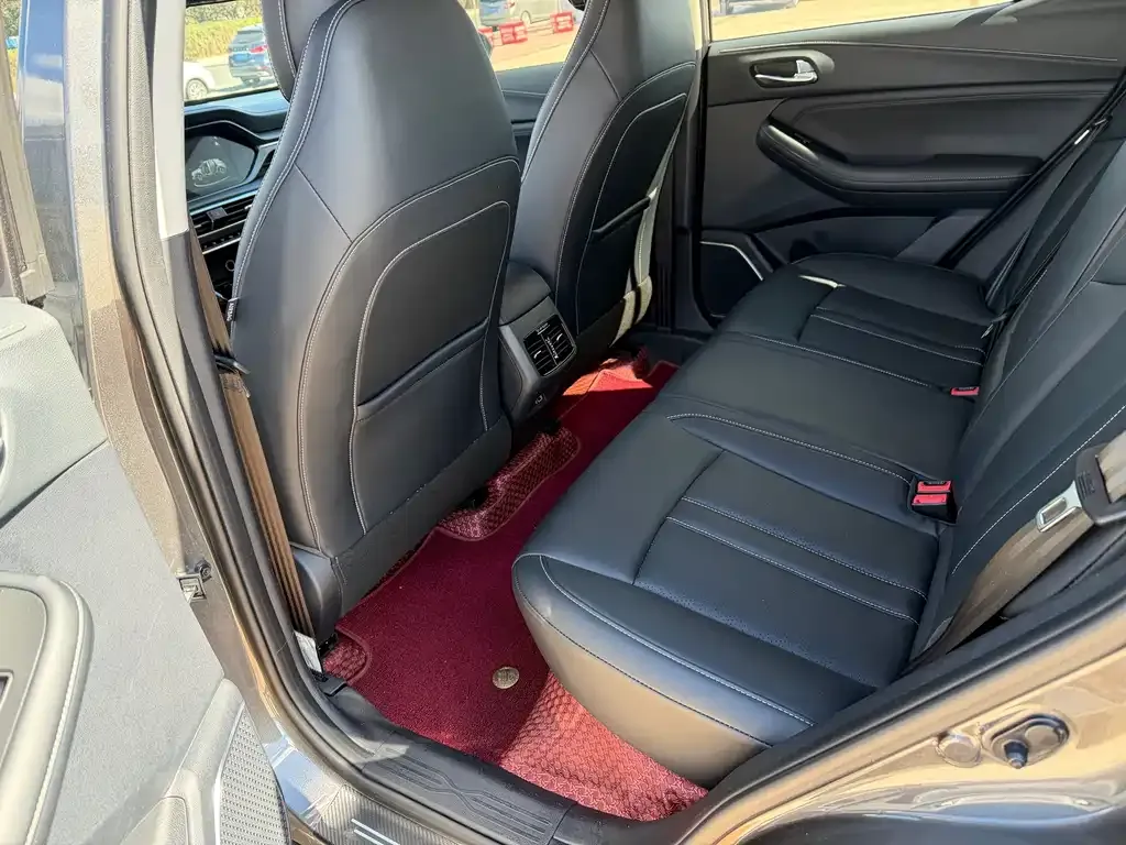 GAC Motor Trumpchi GS4 — фото 7