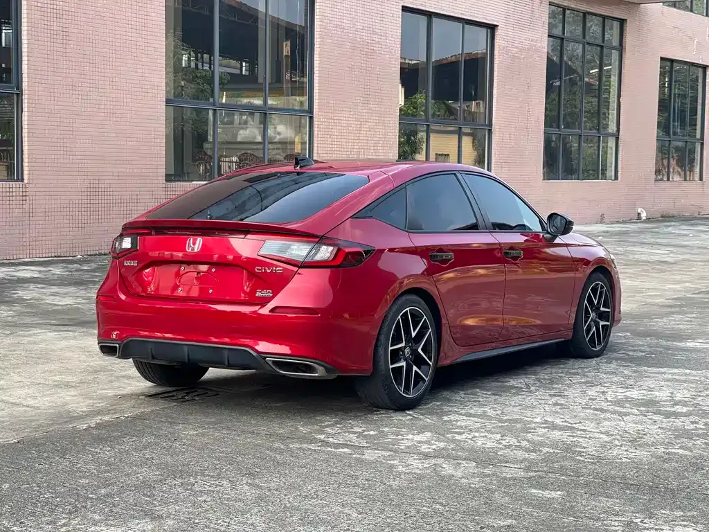 Honda Civic — фото 10