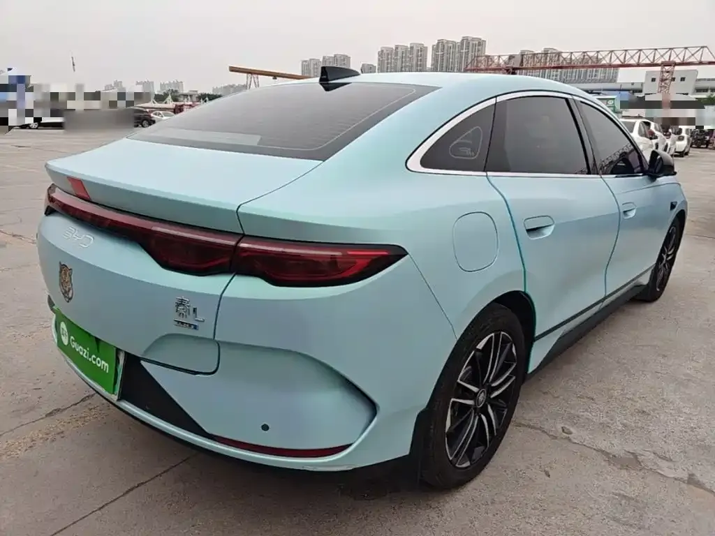 BYD Qin L — фото 8