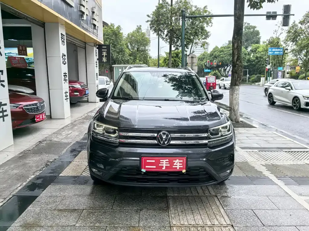 Volkswagen Tharu — фото 2