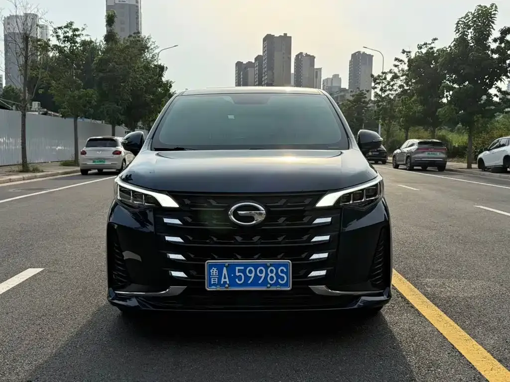 GAC Motor Trumpchi M6 — фото 4