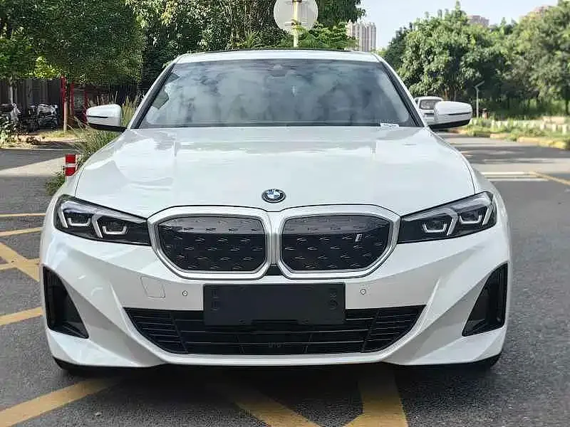 BMW i3 — фото 10