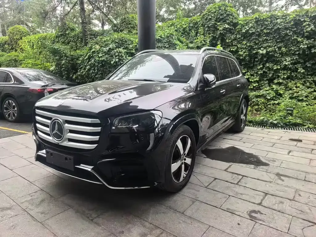 Mercedes-Benz GLS — фото 1