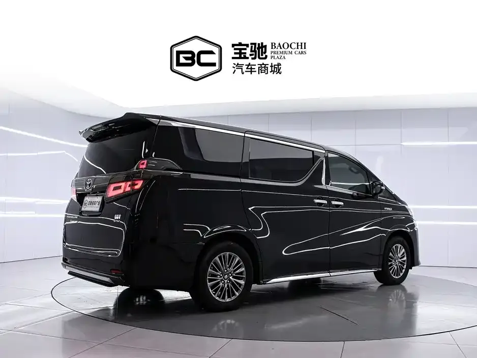 Toyota Vellfire — фото 9