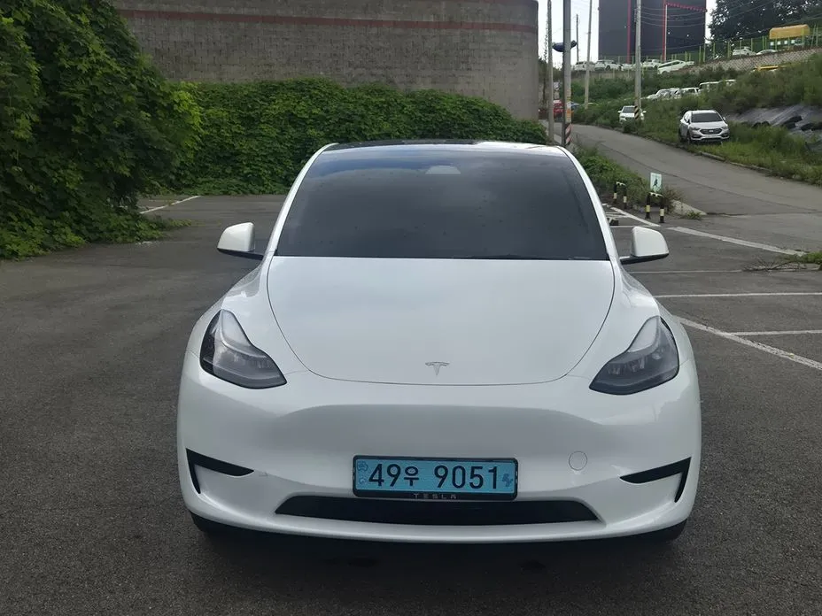 Tesla Model Y — фото 5