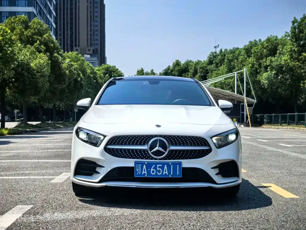 Mercedes-Benz A-Class — фото 9