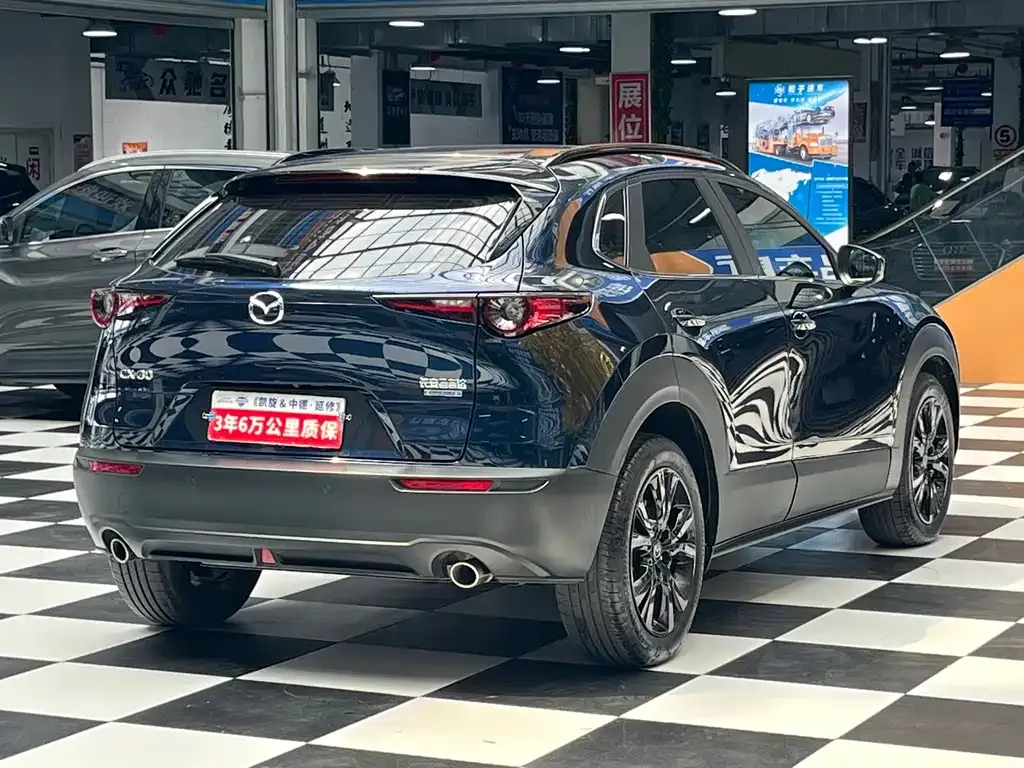 Mazda CX-30 — фото 9