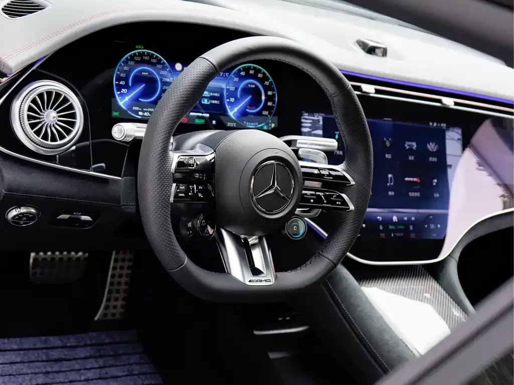 Mercedes-Benz EQS AMG — фото 6