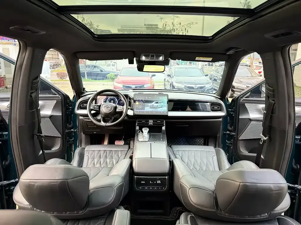 GAC Motor Trumpchi GS8 — фото 3