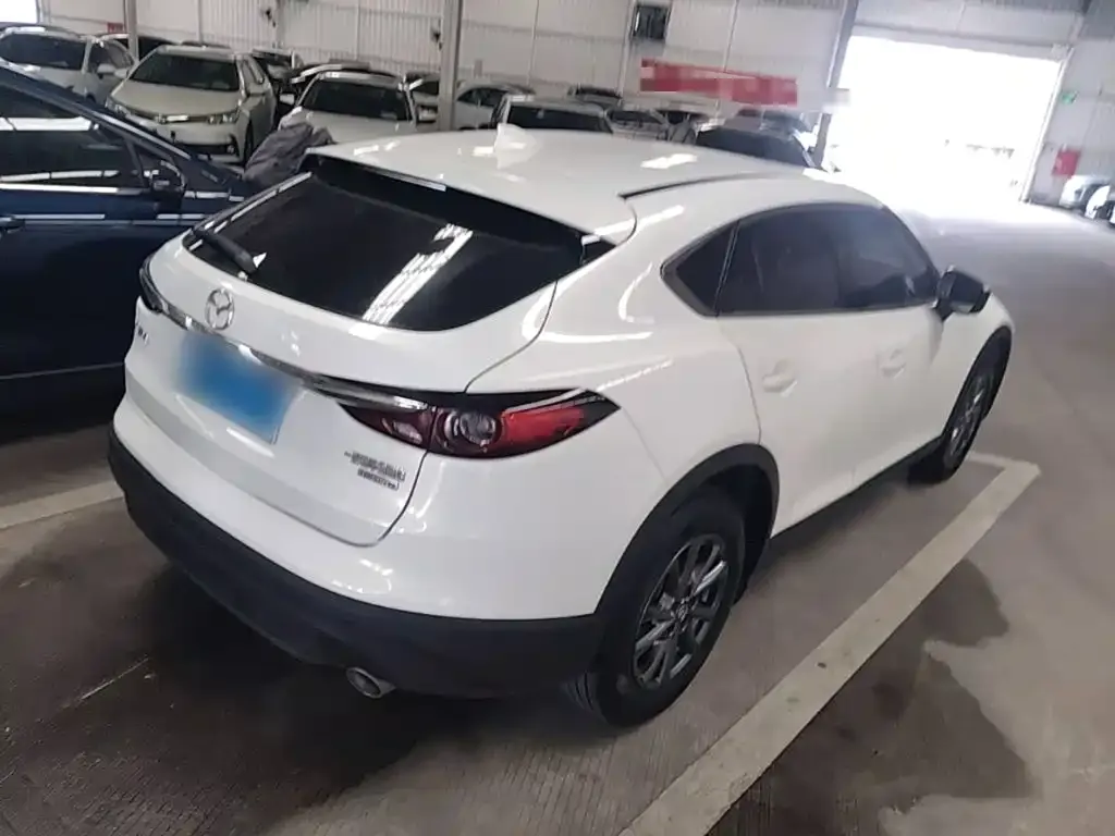 Mazda CX-4 — фото 8