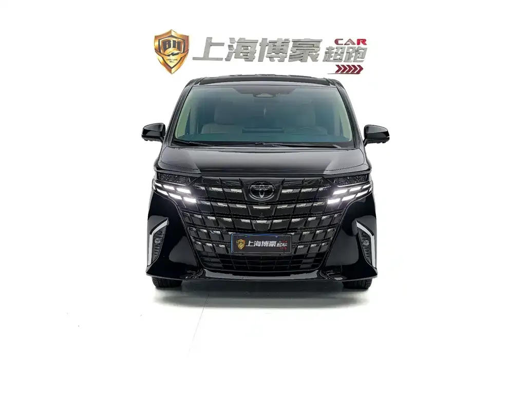 Toyota Alphard — фото 4