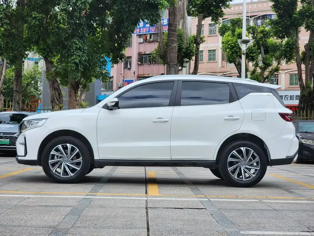Geely Vision X6 — фото 7
